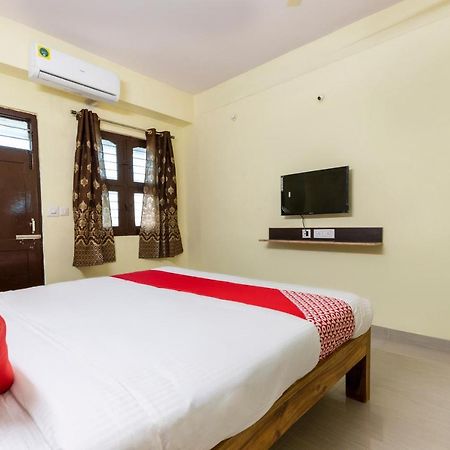 Oyo Kalpataru Lodge Hunsur Esterno foto