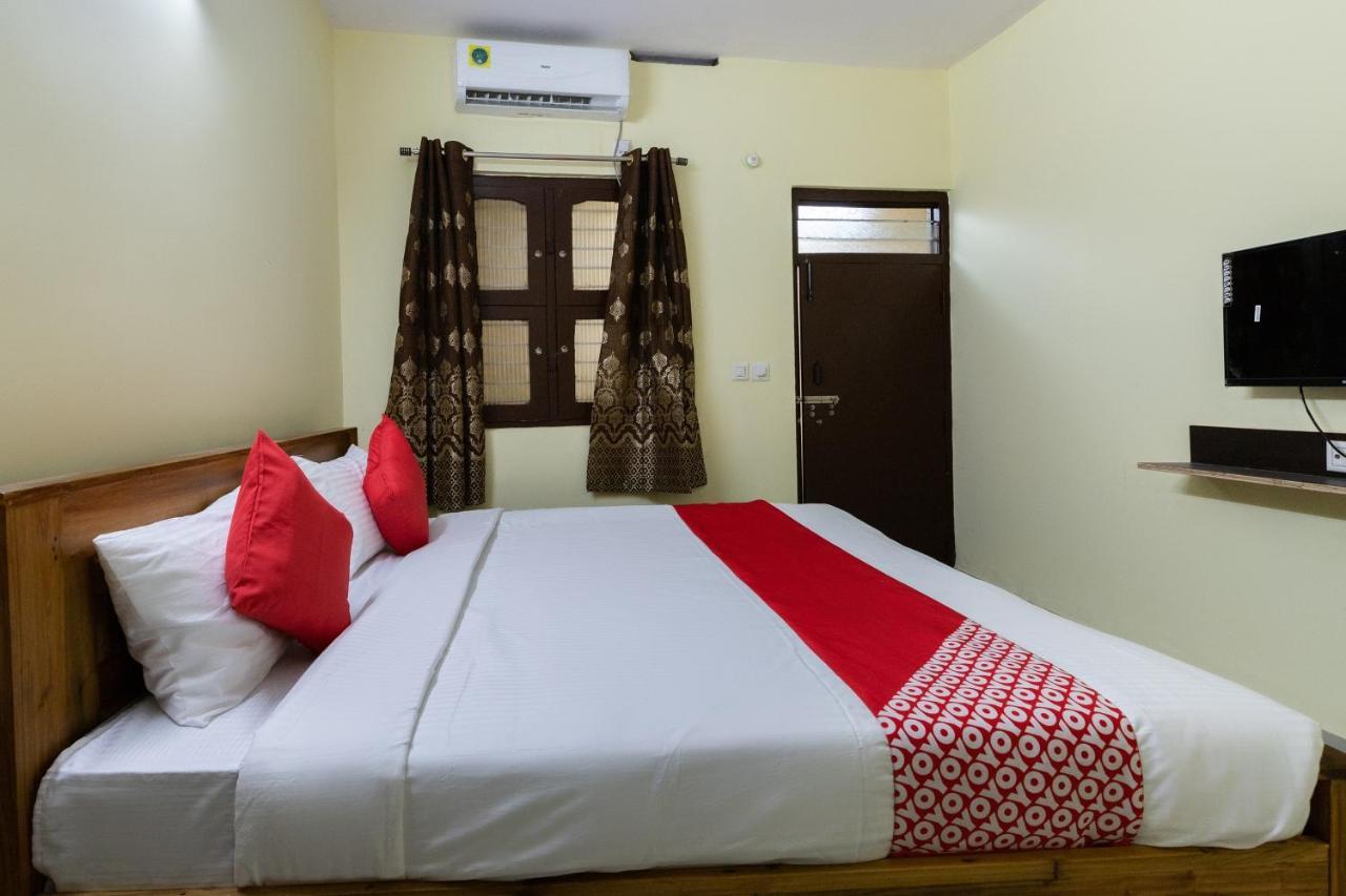Oyo Kalpataru Lodge Hunsur Esterno foto