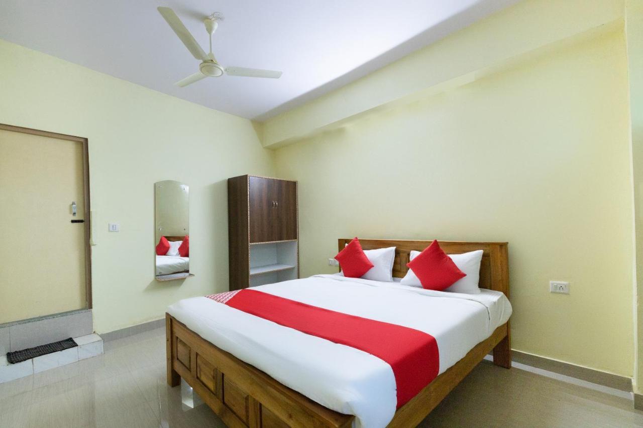 Oyo Kalpataru Lodge Hunsur Esterno foto