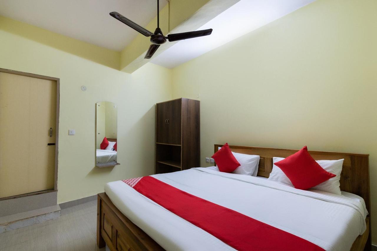 Oyo Kalpataru Lodge Hunsur Esterno foto