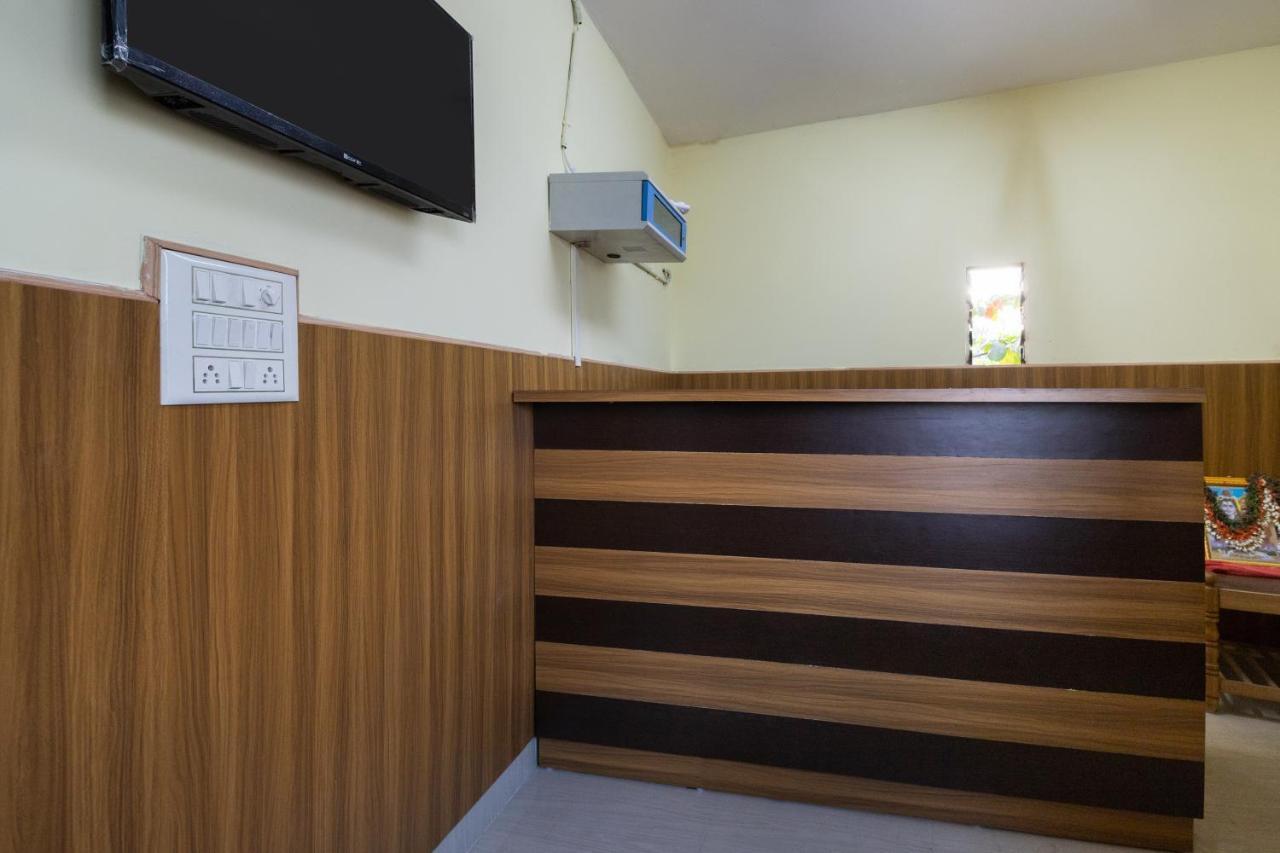 Oyo Kalpataru Lodge Hunsur Esterno foto