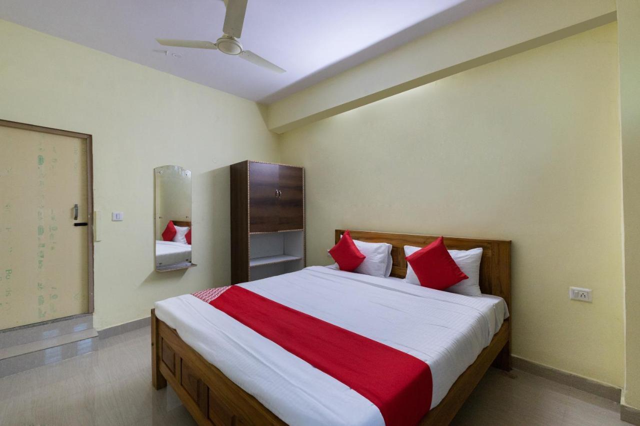 Oyo Kalpataru Lodge Hunsur Esterno foto